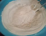 Foto langkah ke 2 dari resep Kue Ultah Simple.