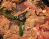 A picture of step 4 of Chicken curry.