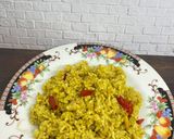 Foto langkah ke 4 dari resep Nasi Goreng Kunyit.