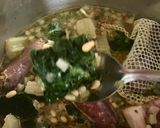 Foto del paso 1 de la receta: Potaje de alubias, con verduras y chorizo