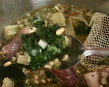 Foto del paso 1 de la receta: Potaje de alubias, con verduras y chorizo