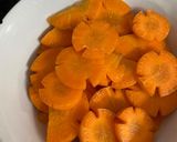 Hình bước làm 2 của món Ức gà xào chua ngọtHealthy & balance 😗