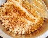 A picture of step 1 of Masala oats.
