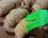 Foto del paso 5 de la receta: Medialunas integrales sin azúcar rellenas de dulce de membrillo🥐
