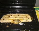 A picture of step 3 of Grill roti.
