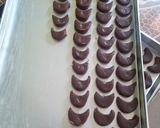 Foto langkah ke 4 dari resep Kue putri salju coklat.