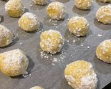 Foto del passaggio 3 della ricetta BISCOTTI FRIABILI AL LIMONE 🍋 semplici, veloci, gustosi 😋