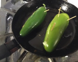 Foto del paso 2 de la receta: Hamburguesa con chile asado