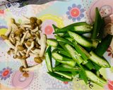 清炒秋葵鴻喜菇的食譜步驟1照片