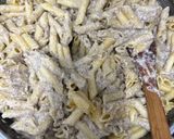 Foto del paso 5 de la receta: 629. Pennes con salsa de cuatro quesos y salsa de trufa (principal pasta)