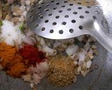 A picture of step 2 of Bottle Gourd Peel Soup (Lauki Chilka Shorba).