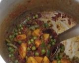 A picture of step 4 of Veg pulao.