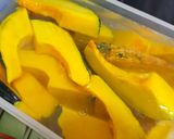 รูปขั้นตอนการทำที่ 1 ของ ฟักทองเชื่อม สูตรเนื้อเด้ง