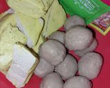 Foto langkah ke 1 dari resep Sup Bakso + Tahu.