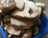 صورة لخطوة 4 من وصفة شوربه الفطر الاسيويه