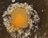 A picture of step 2 of Bhindi Masala.