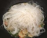 Foto langkah ke 6 dari resep Bihun Goreng Singapore.