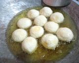 Foto langkah ke 5 dari resep Tahu Bulat Sederhana.