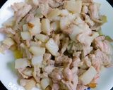 A picture of step 4 of Bánh xèo with Shrimp, Pork, Squid, and Quail Eggs.