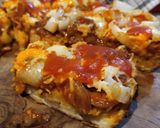Foto langkah ke 7 dari resep Pizza Roti Tawar Teflon.
