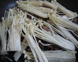 A picture of step 2 of Easy Sukiyaki with Beef and Enoki Mushrooms.