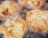 Foto langkah ke 4 dari resep Bakwan Pisang Goreng.