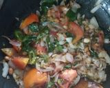 A picture of step 6 of Bread Upma.