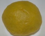 Foto langkah ke 2 dari resep Donat Labu Kuning.