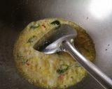 Gambar langkah 4 resipi Buttermilk Prawn.