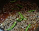 A picture of step 3 of Fry qeema.