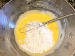 Bánh bao quả xoài nhân sữa trứng bước làm 1 hình