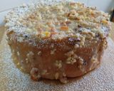 Foto del paso 7 de la receta: Bizcocho genovés con cobertura crujiente de chocolate blanco, almendras y naranja confitada