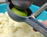Foto del paso 4 de la receta: Croquetas de patatas y atún!