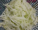 Foto langkah ke 1 dari resep Oseng Labu siam (masakan sehari-hari).