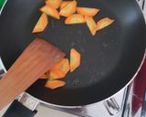 Foto langkah ke 2 dari resep Beoseot Bokkeum (버섯 볶음) Tumis Jamur Korea.
