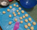 Foto langkah ke 6 dari resep Donat Kentang.