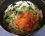 A picture of step 6 of Japanese ground Daikon Radish Soup.