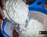 A picture of step 3 of How to Make Choclate Cupcakes.