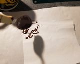 Foto del paso 2 de la receta: Como hacer decoraciones fáciles en chocolate para tortas