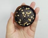 Foto langkah ke 6 dari resep Chocolate Custard Muffin.