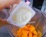 Hình bước làm 2 của món Mango Smoothies (Sinh tố xoài)