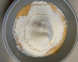 Foto langkah ke 4 dari resep Bolu Pisang Kukus Moist dan Lembut.