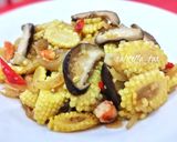 Foto langkah ke 4 dari resep Tumis Saus Tiram Jagung Muda dengan Jamur.