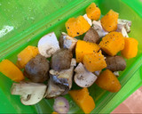 Foto del paso 1 de la receta: Brochetas de pollo con verduras en estuche Lékué