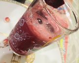 A picture of step 4 of Healthy pomegranate and beetroot juice.