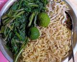 Foto langkah ke 5 dari resep Mie Kangkung ala Mall.
