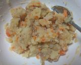 A picture of step 2 of Easy Remake: Croquettes from Leftover Nikujaga.