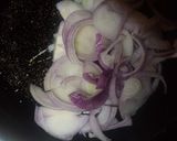 A picture of step 1 of Caramelised onion.