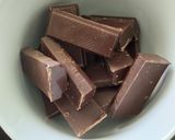 Une image de l'étape 1 de Gâteau de mousse au chocolat cuit 😋.