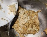 A picture of step 6 of Besan aur gond ke ladoo.